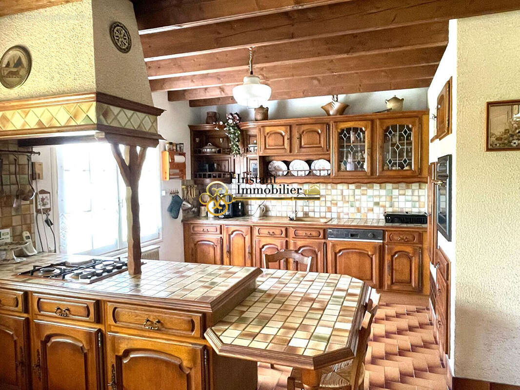 Maison à SAINT-JEAN-DU-DOIGT