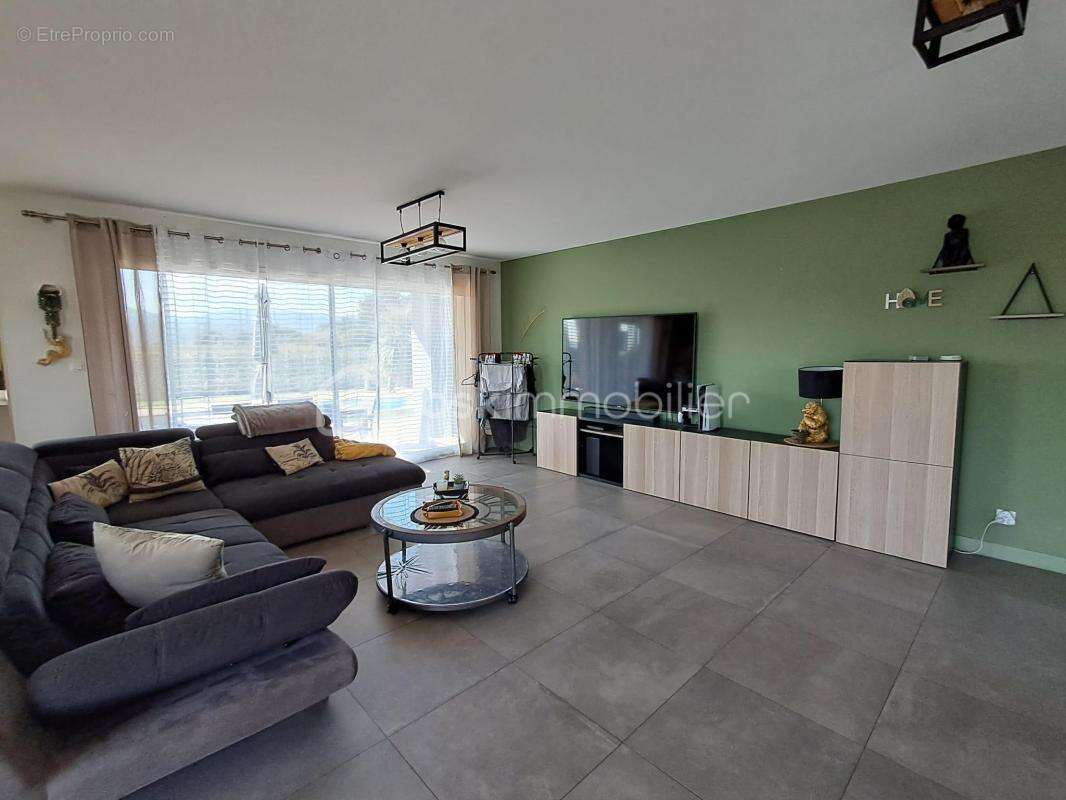 Maison à POINTIS-DE-RIVIERE