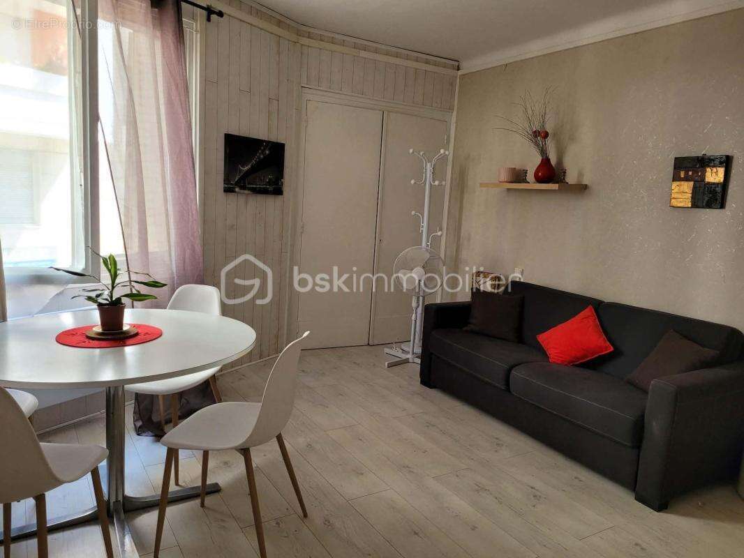 Appartement à AIX-LES-BAINS