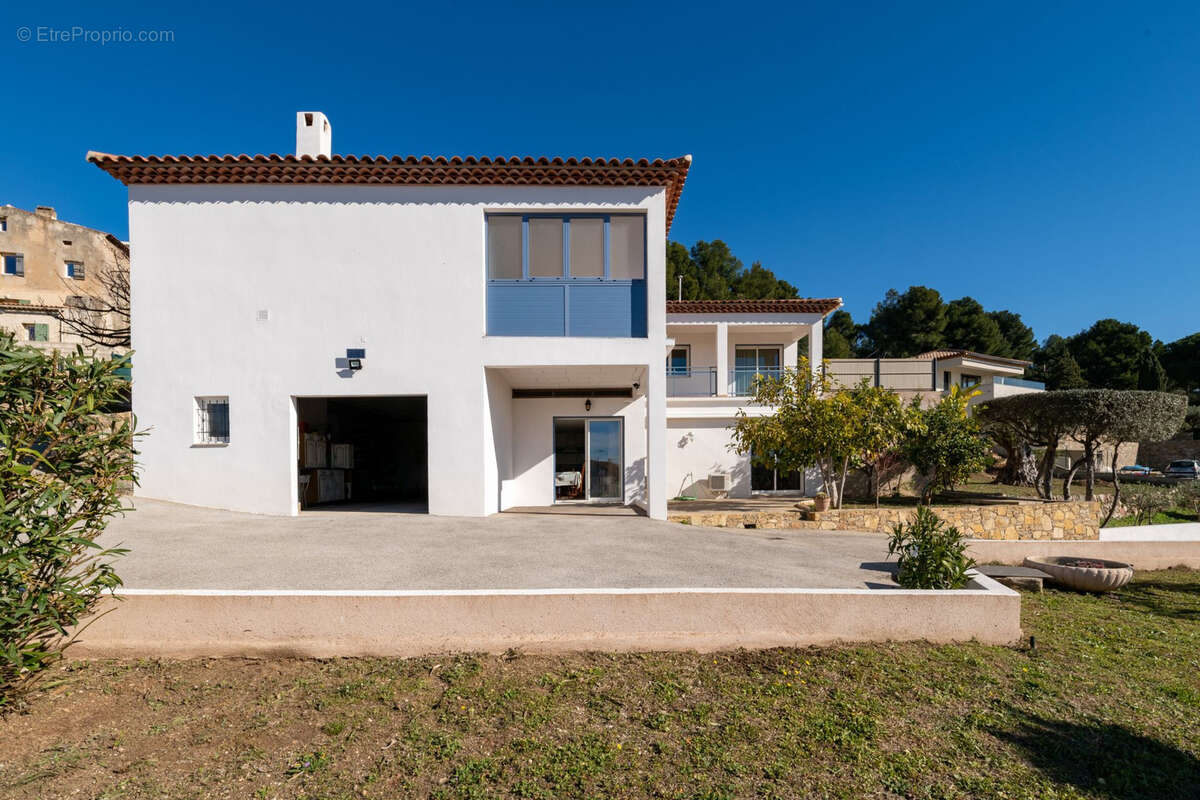 Elégante maison vue mer avec piscine et vue panoramique à Ollioules - photo 6