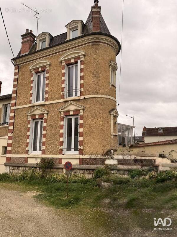 Photo 1 - Maison à BOURGES