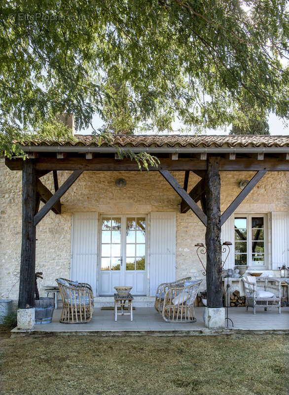 Maison à SAVIGNAC-SUR-LEYZE