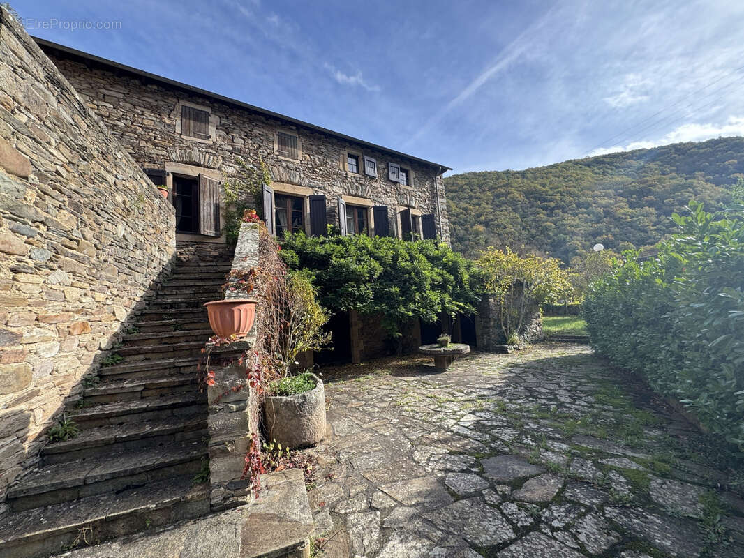 Maison à REQUISTA