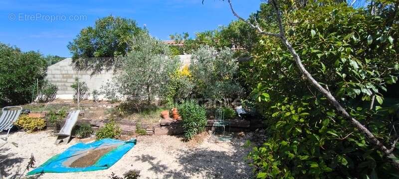 Maison à SAINT-PAUL-TROIS-CHATEAUX