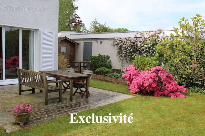 Maison à JOUY-EN-JOSAS