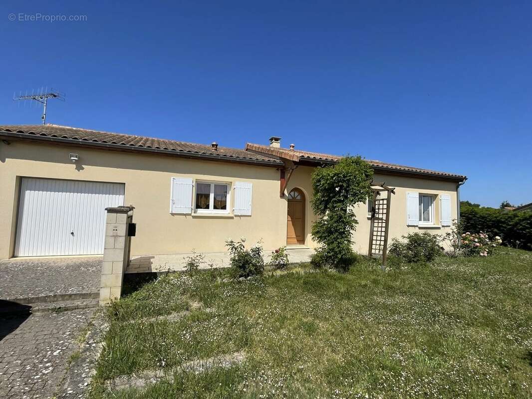 Maison à TERCE
