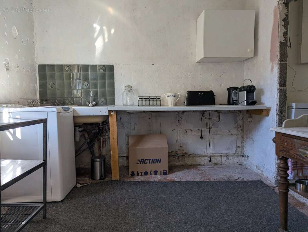 Maison à LA TRIMOUILLE