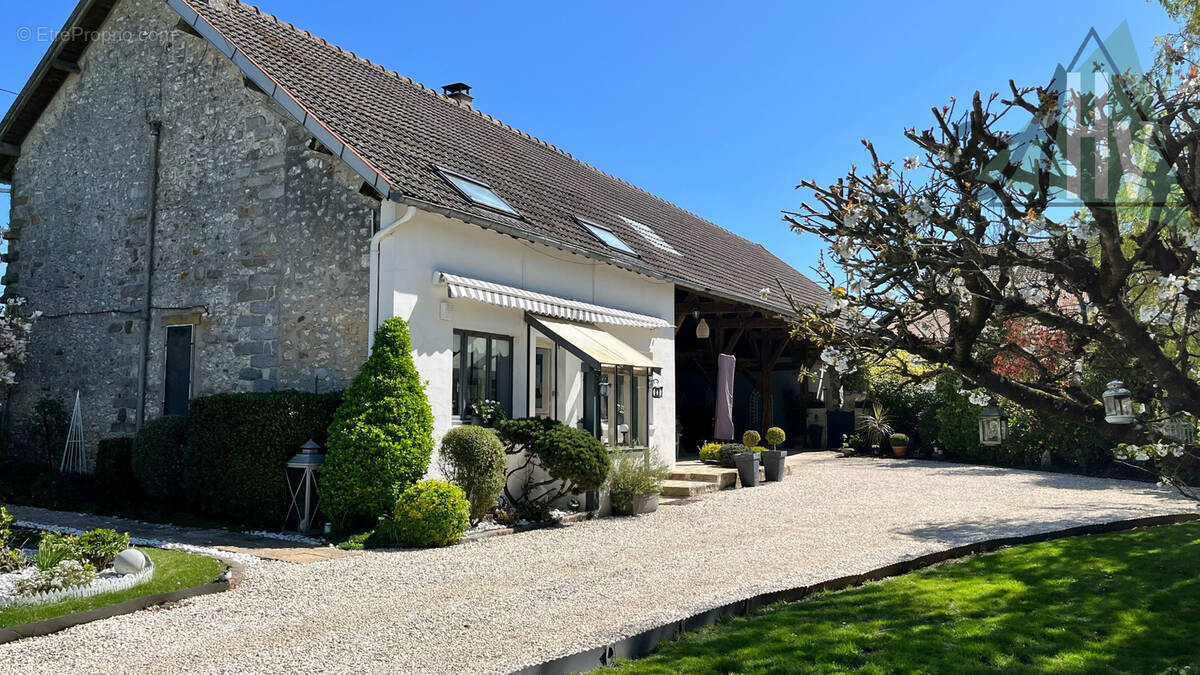 Maison à VOULTON