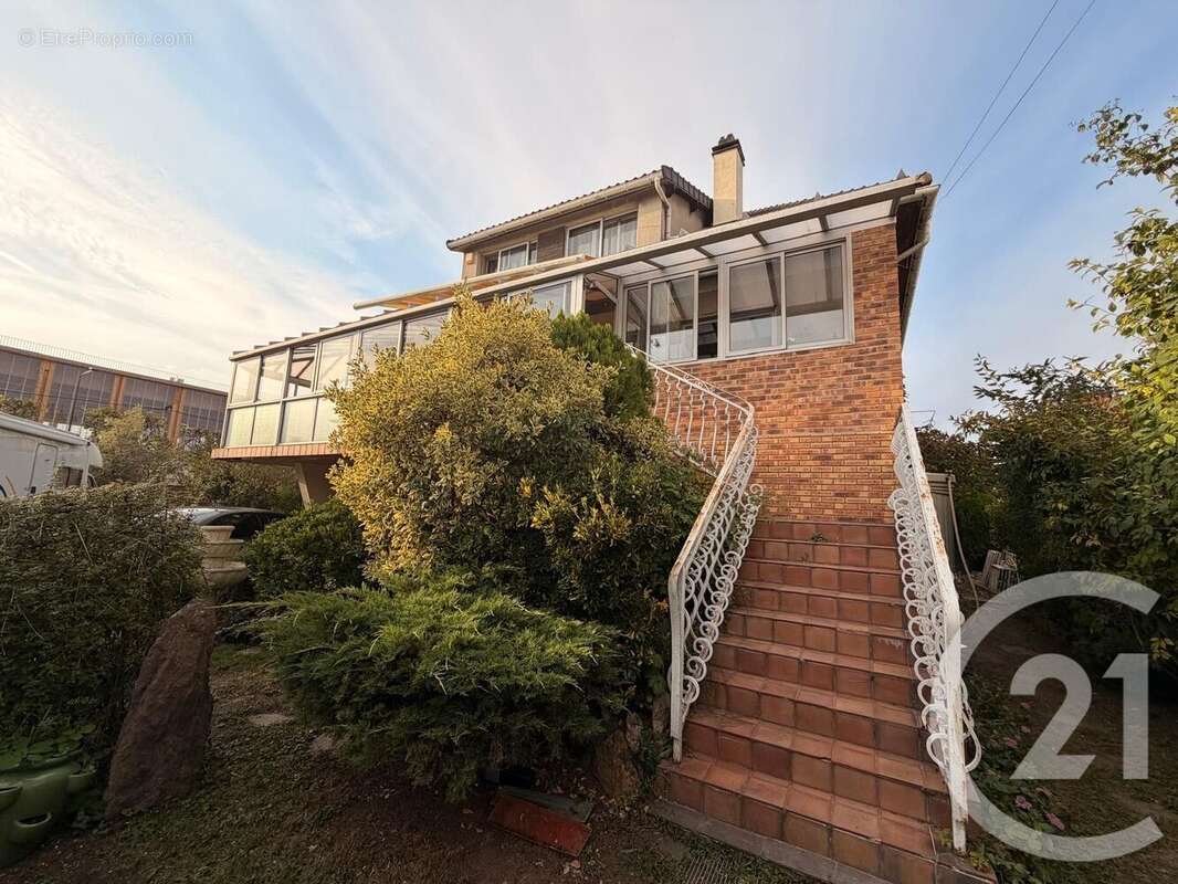 Maison à VILLEPARISIS