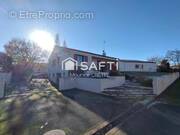 Photo 1 - Maison à SAINT-MARTIN-DES-NOYERS