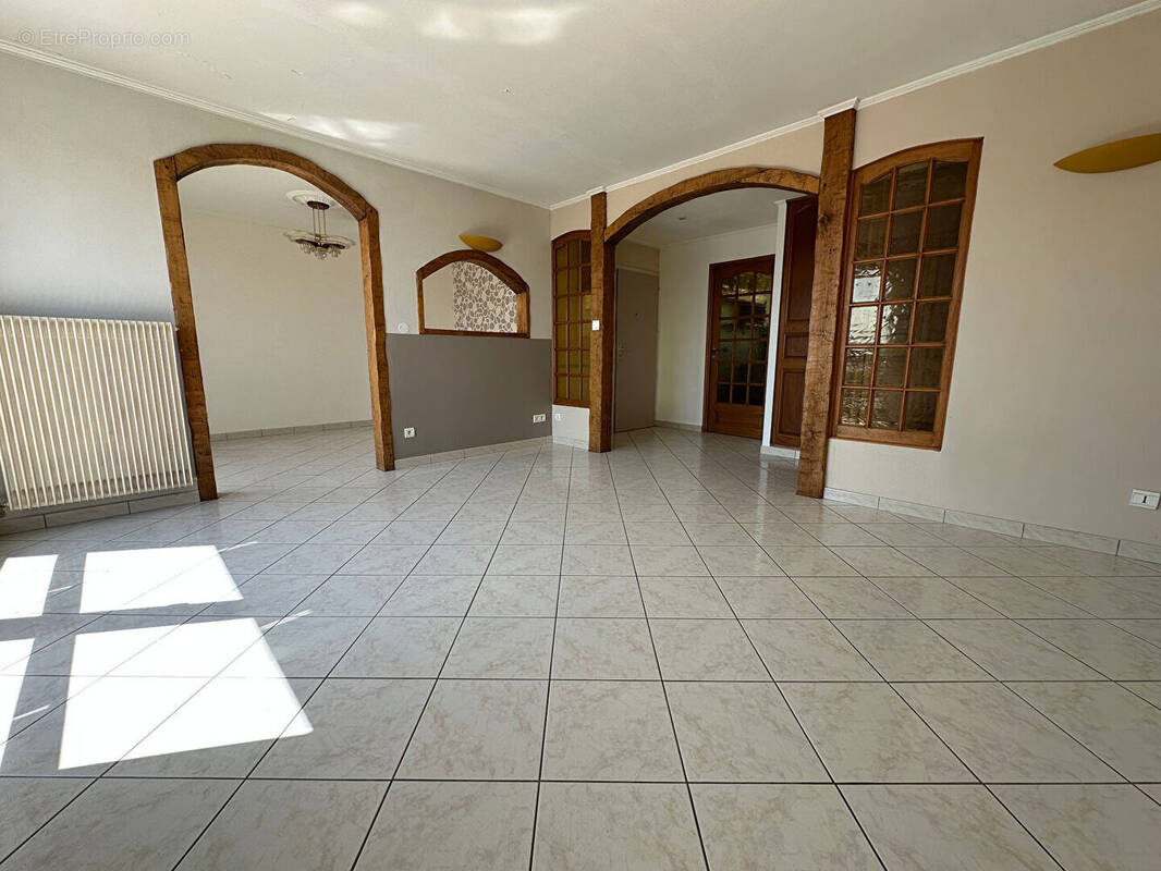 Appartement à QUETIGNY