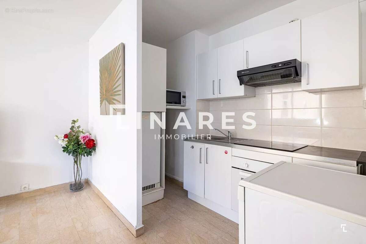 Appartement à MARSEILLE-7E