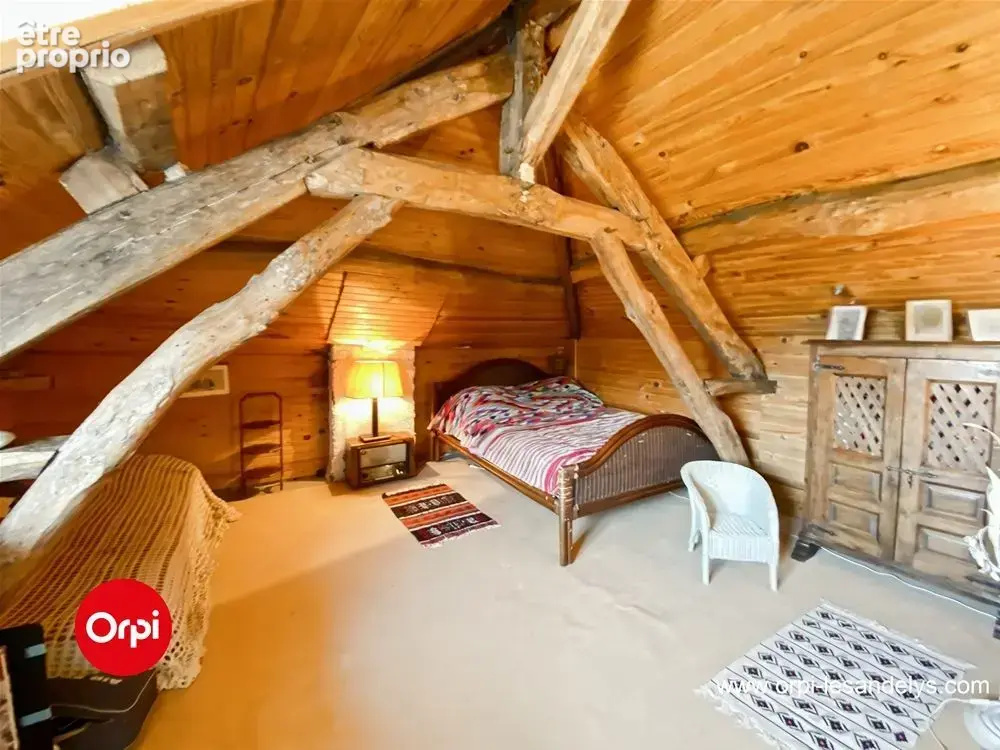 VENDU - Maison ancienne   2 chambres + grange terrain 1908 m² - photo 14