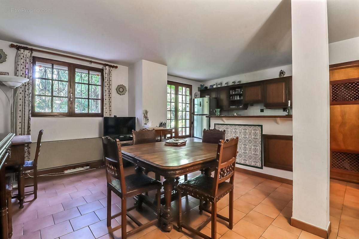 Maison à BOUILLARGUES