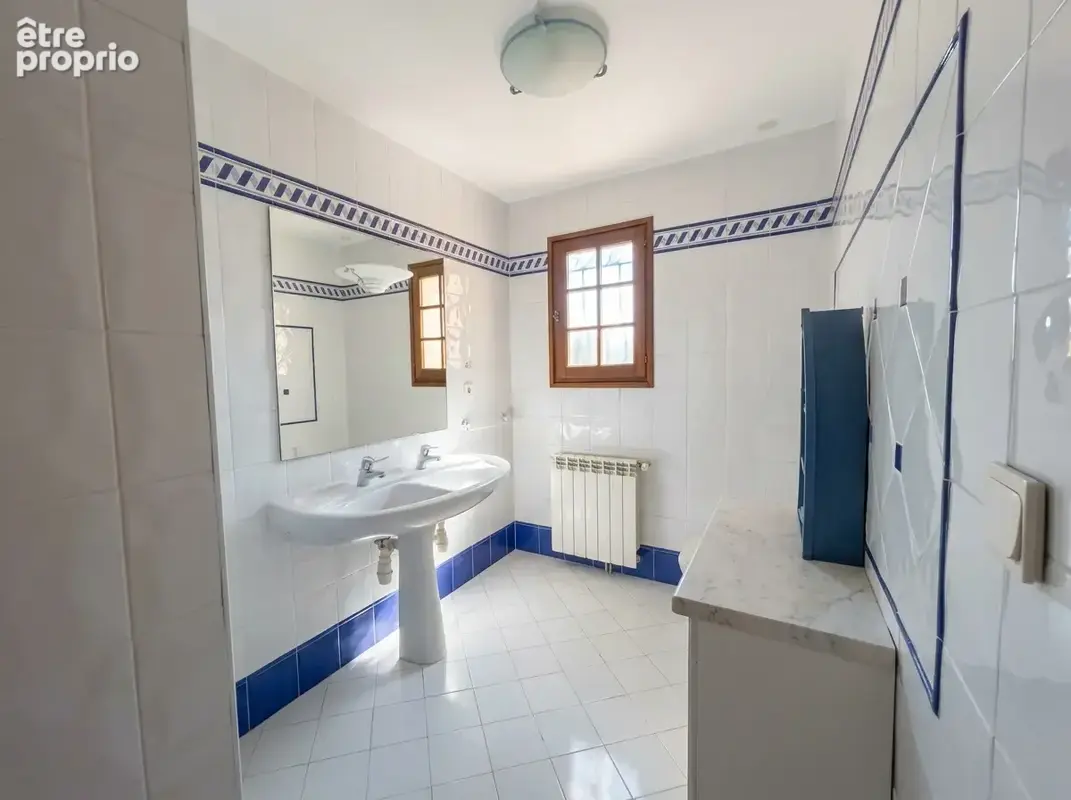 Maison 150 m2 avec piscine, jardin 1 000 m2 et garage — Rodilhan (Proche Nîmes) - photo 16