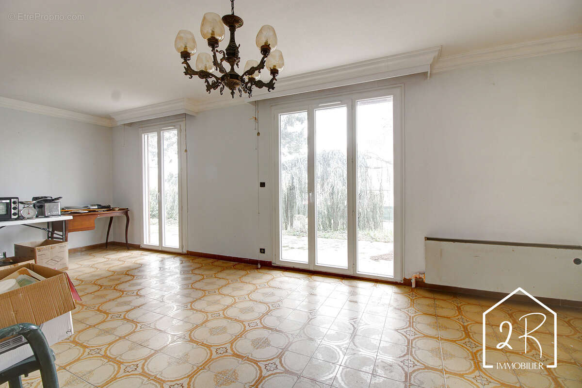 Maison à MIONS