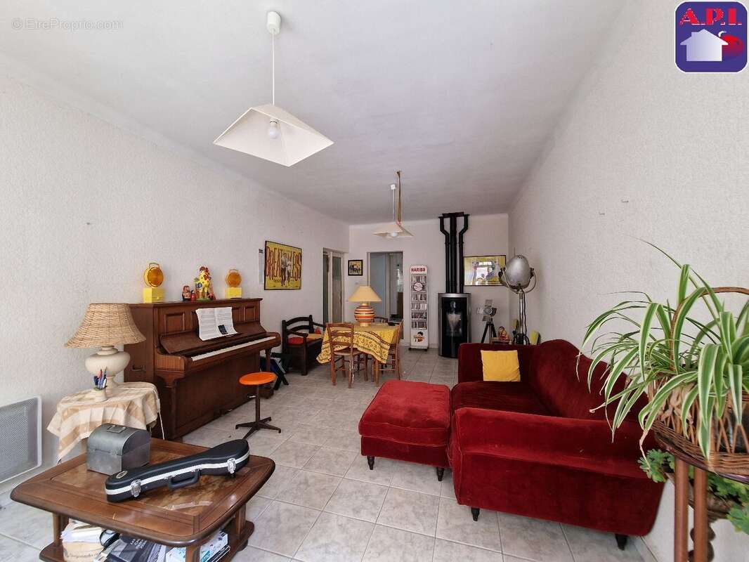 Maison 133 m² à Vicdessos  - photo 2