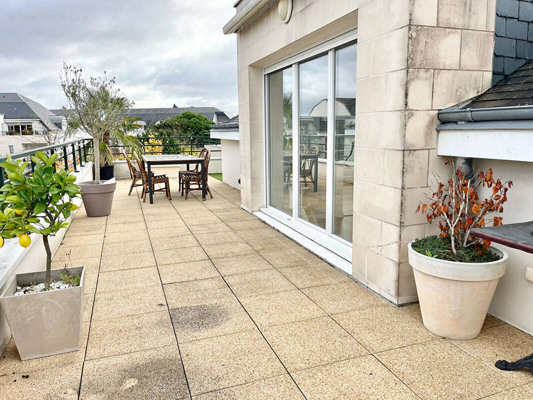 Appartement à SAINT-CYR-SUR-LOIRE