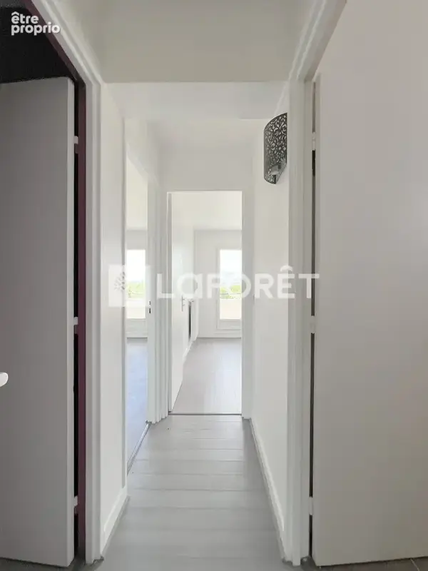 3 pièces lumineux avec balcon, parking et vue dégagée - photo 6