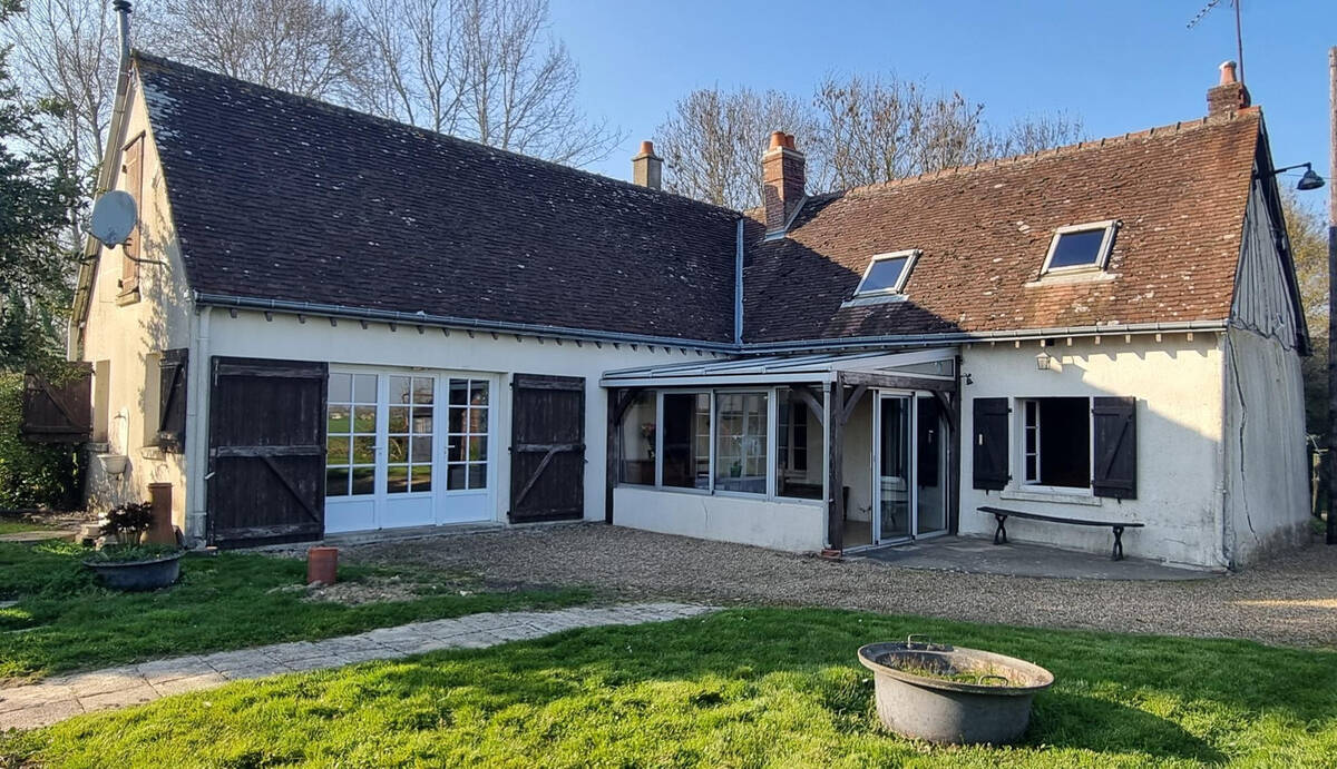 Maison à THIRON-GARDAIS