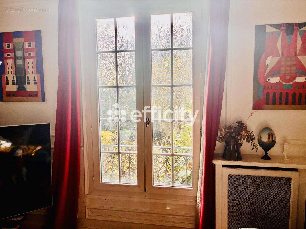 Maison à MARLY-LA-VILLE