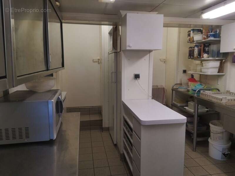 Commerce à BELLOU-EN-HOULME