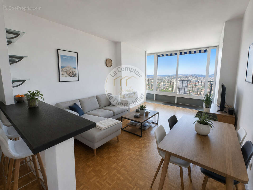 Appartement à MARSEILLE-9E
