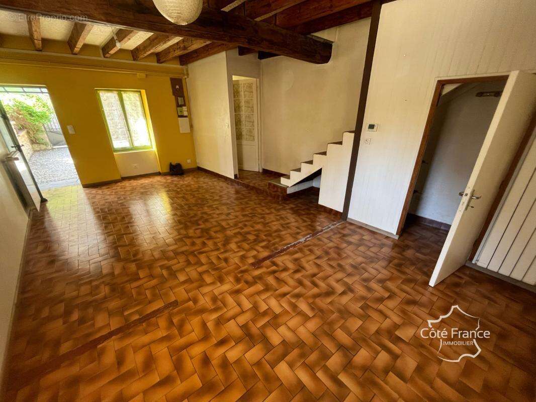 Authentique maison avec grange et grand jardin au coeur du vi - photo 11