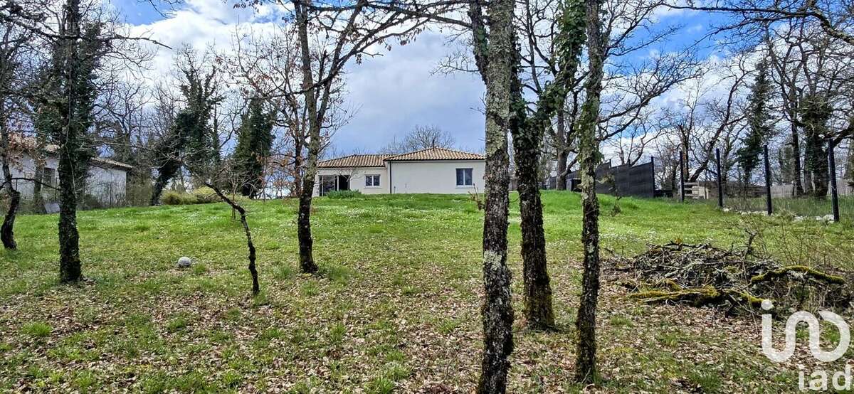 Photo 2 - Maison à LE MONTAT
