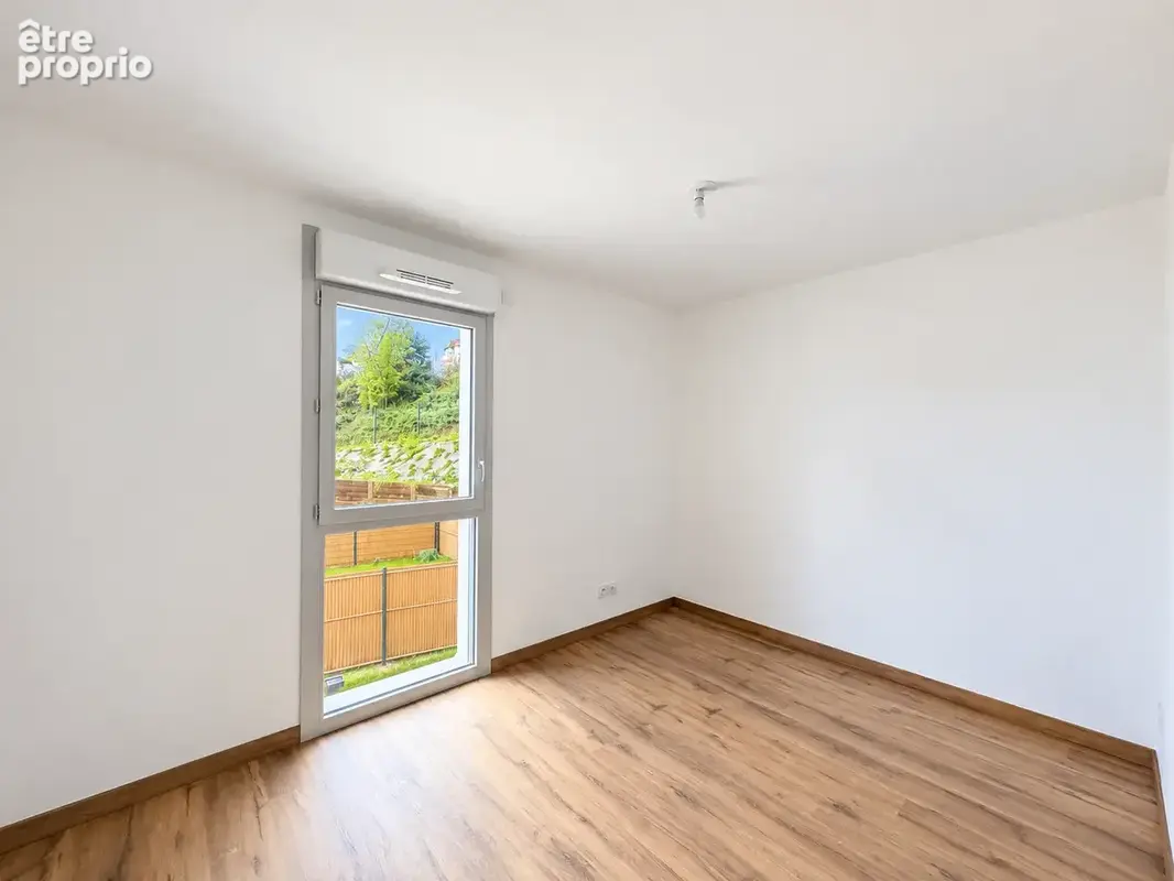 Appartements T4 - Immeuble Saint Romain en Gal - photo 9