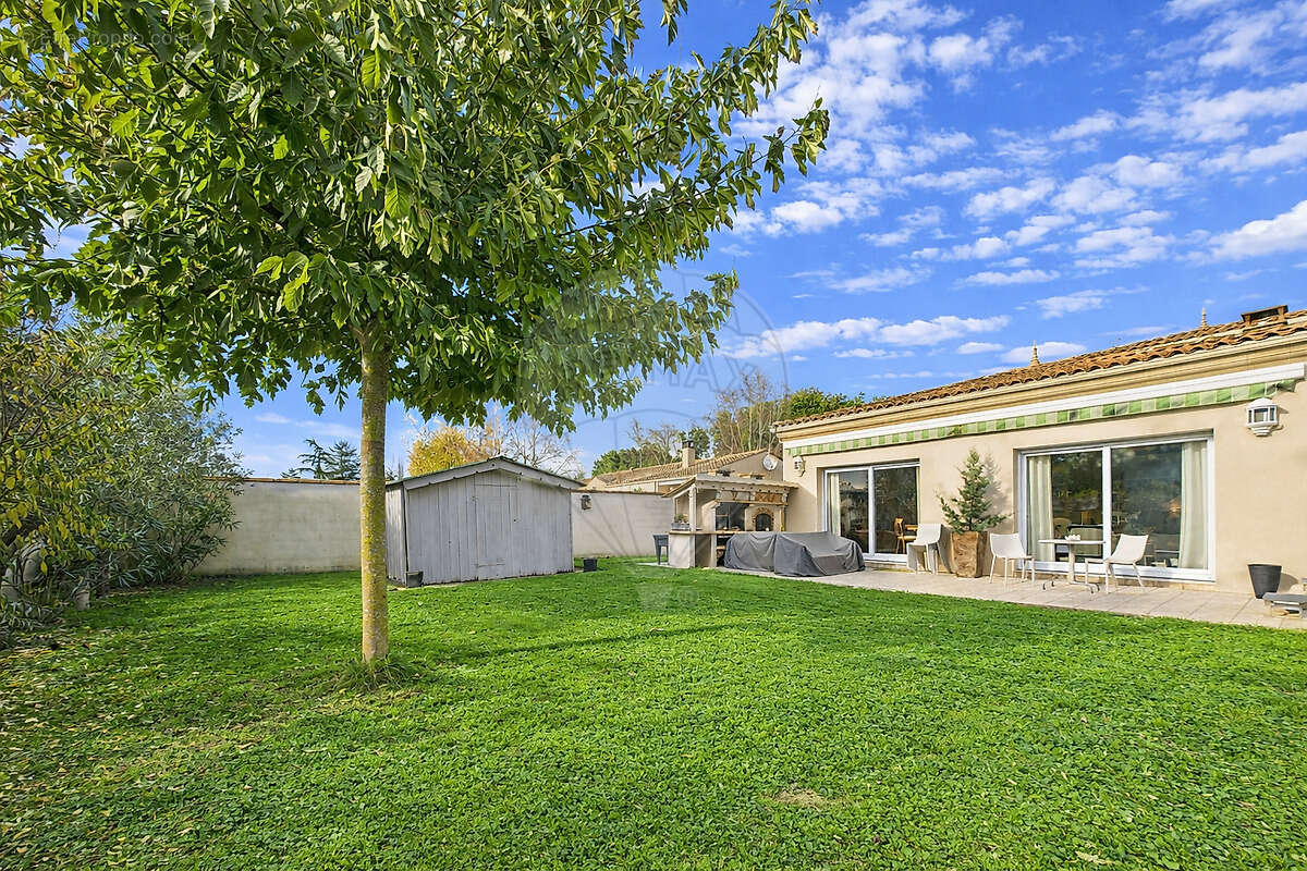 Maison à LES MATHES