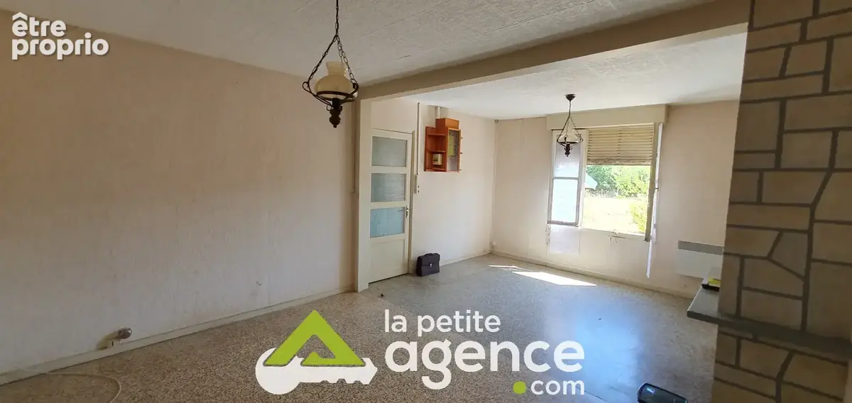Maison 88 m2 à rénover avec beau terrain - photo 3