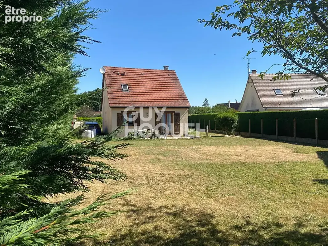 Maison à EZY-SUR-EURE