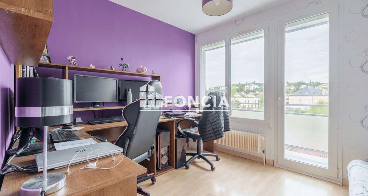 T5 lumineux avec balcon-terrasse – Dernier étage – Vue dégagée - photo 5