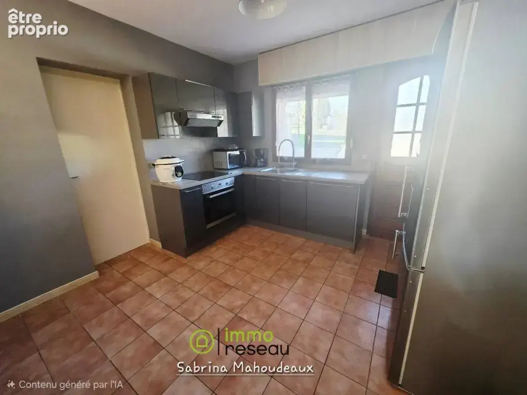 Maison 102 m² à Saint-Michel  - photo 4
