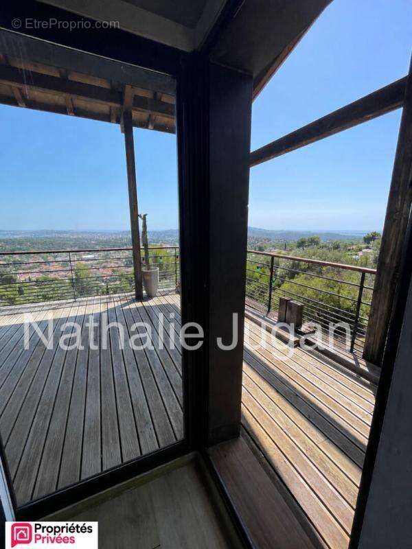 Ollioules - maison d'architecte evolutive de 145 m2 - vue mer exceptionnelle, calme, campagne, securise, sans vis a vis, terrass - photo 14