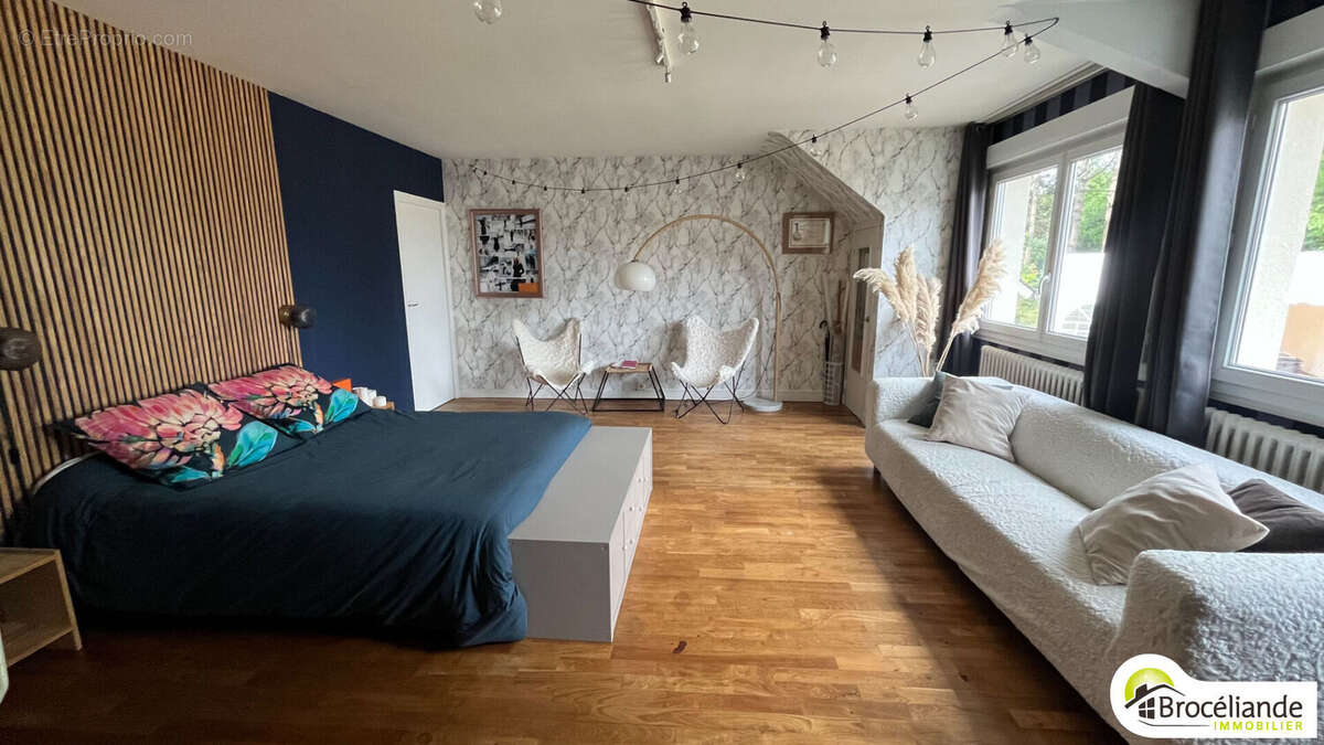 Maison à SAINT-GILLES