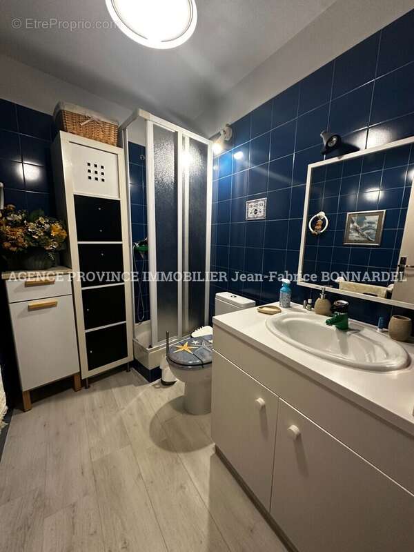 Appartement à VALREAS