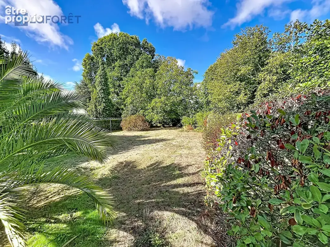AU CENTRE DE REDENE, Maison 7 pièces 215 m² - photo 9
