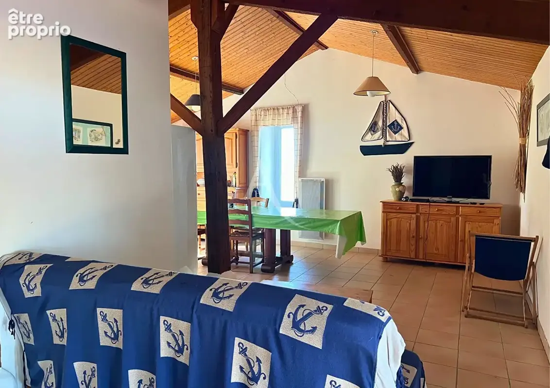 EXCLUSIVITÉ - Ensemble immobilier au coeur du marais - Beau potentiel. - photo 4