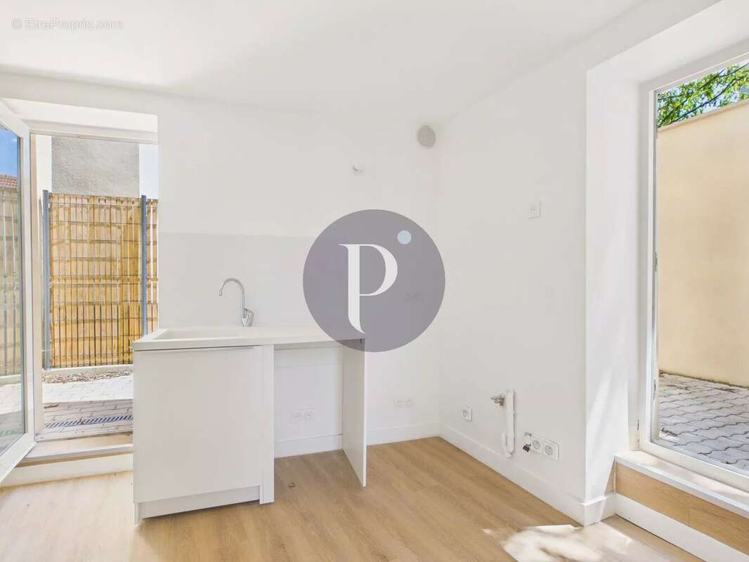 Sceaux 92 local  de 19 m² - photo 7