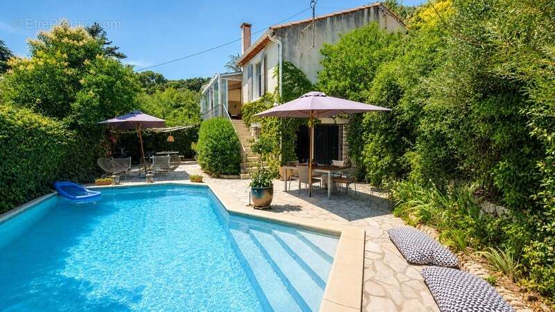 Maison avec studio indépendant et piscine – Cadre exceptionnel – Villeneuve-lès-Avignon - photo 3