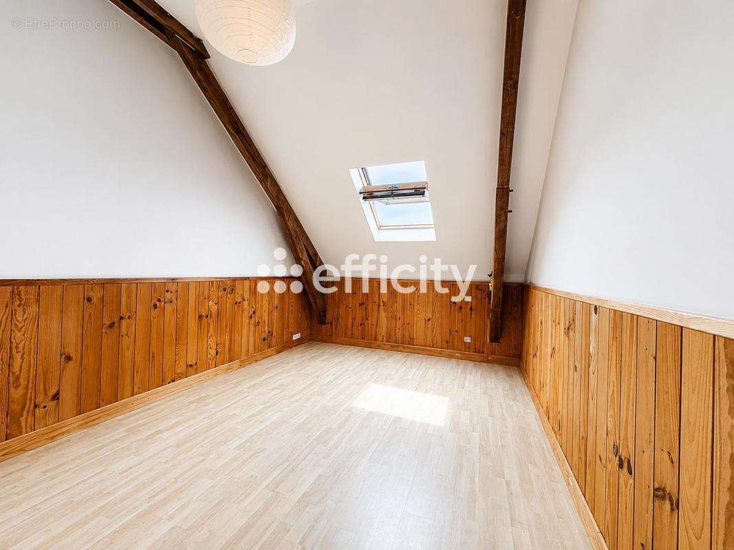 Maison 225 m² à Marcille-Robert  - photo 15
