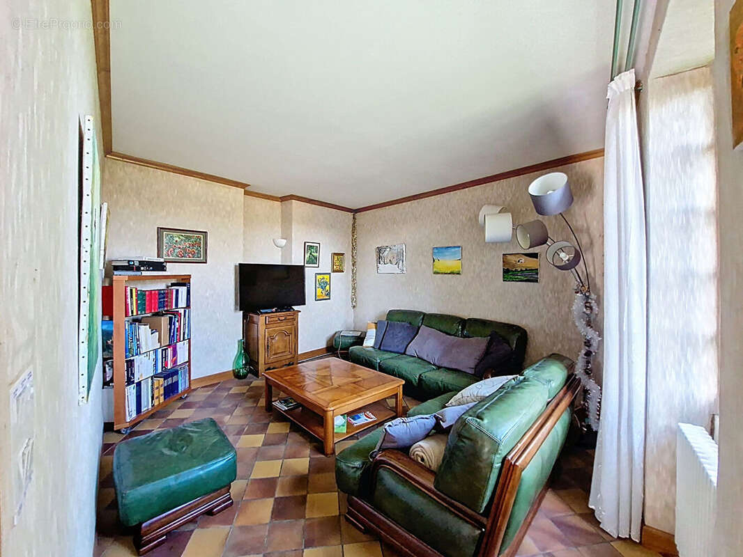 Maison à LA ROCHE-GUYON