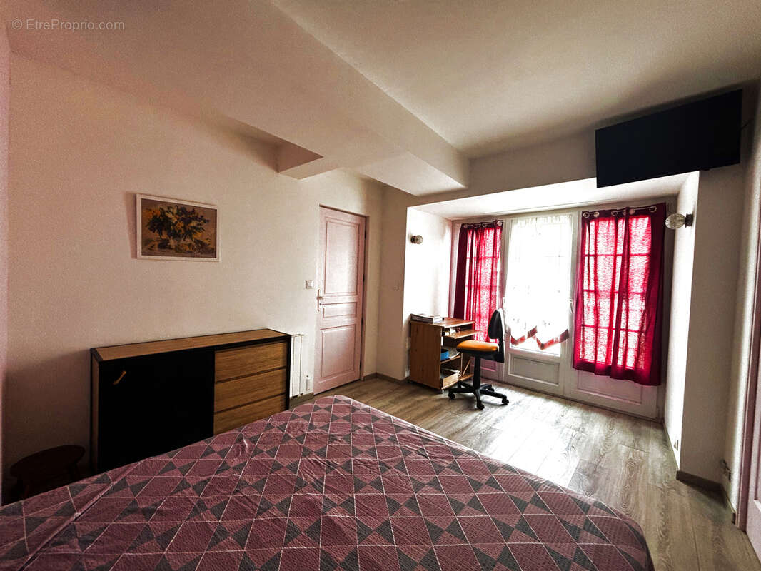 Maison à COULOMMIERS