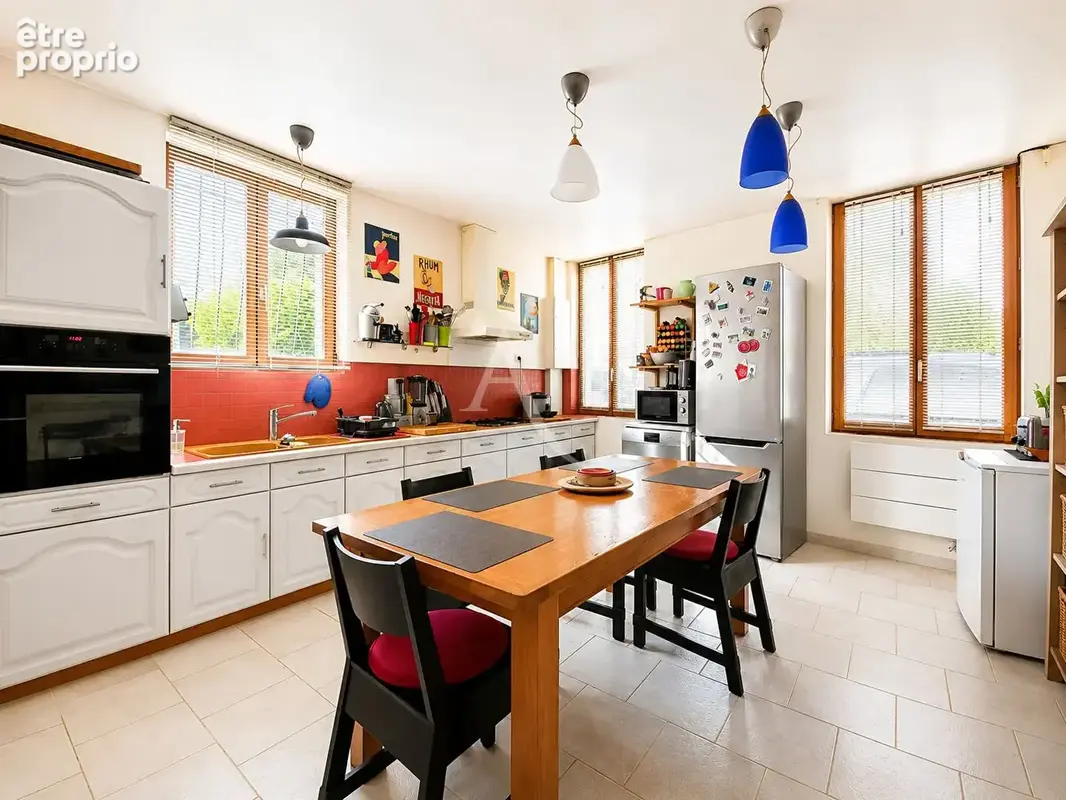 Oinville-sur-montcient - Maison 6 pièce(s) - 142 m² - photo 3