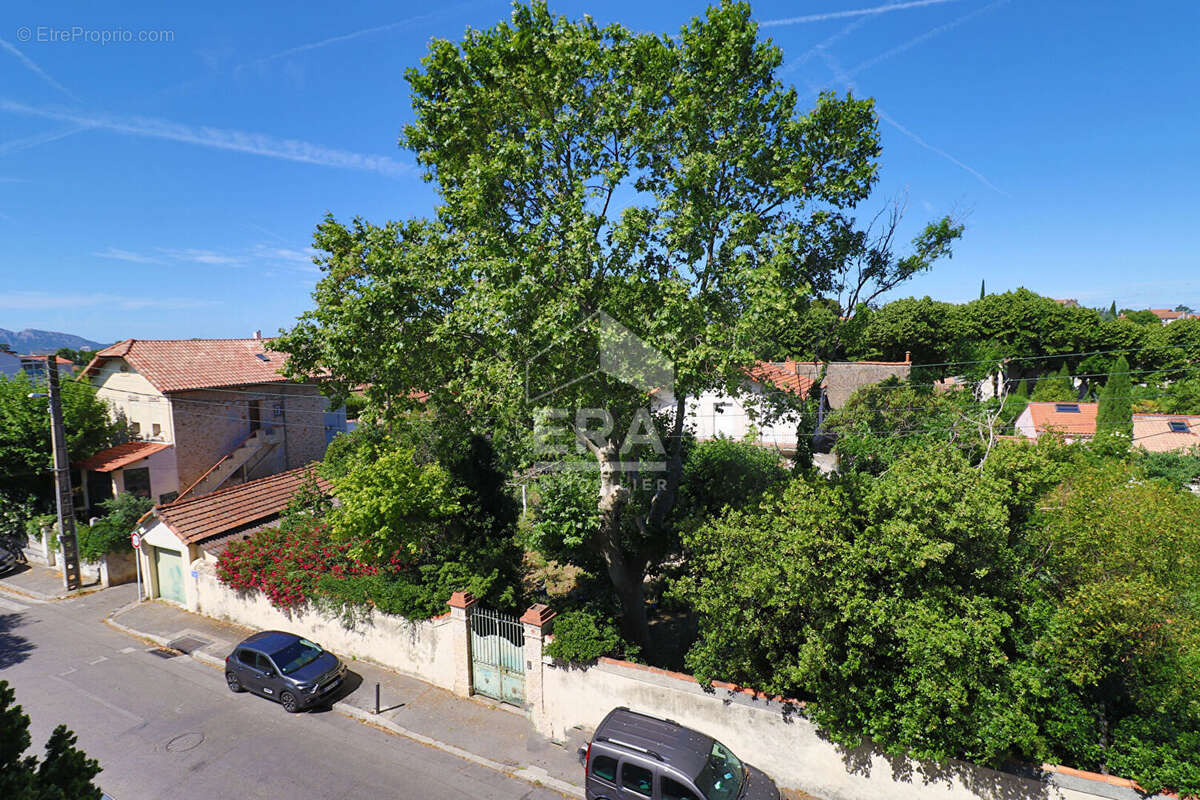 Appartement à MARSEILLE-12E