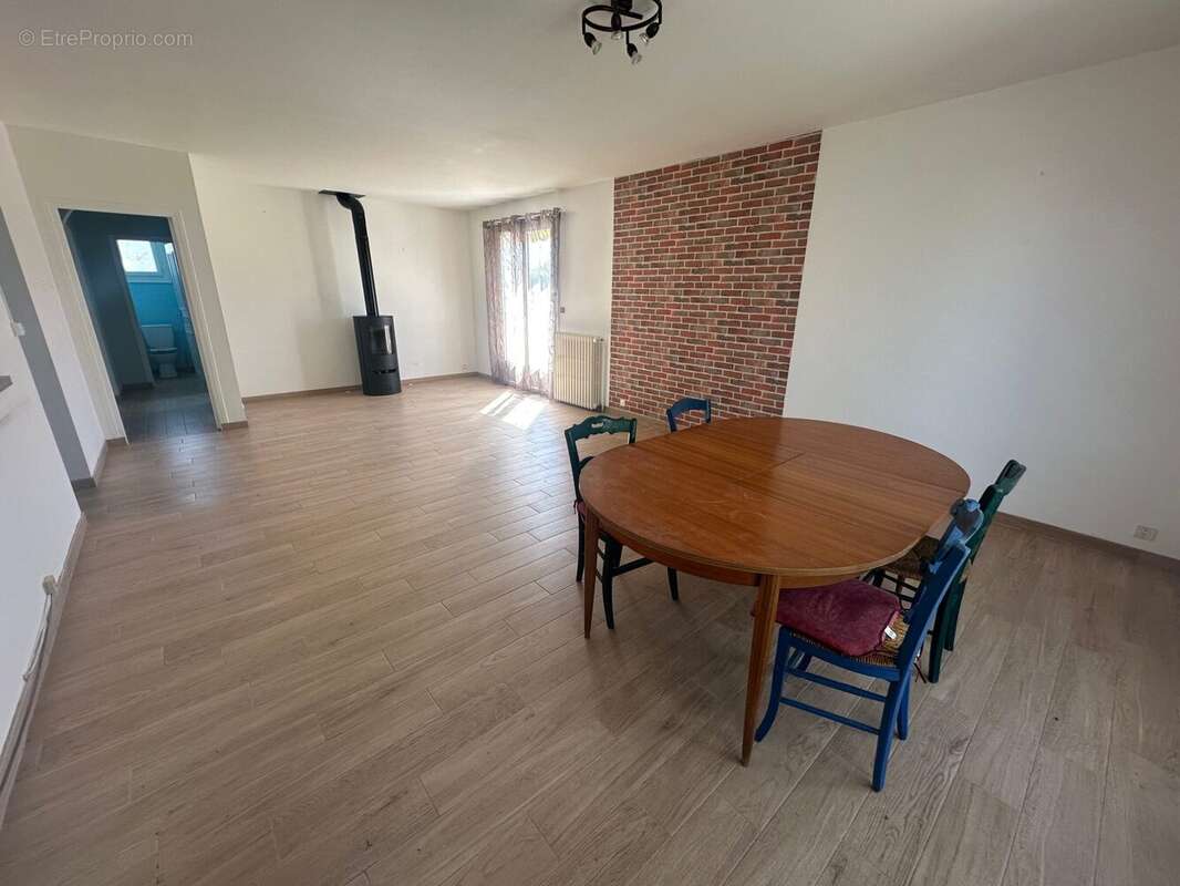 Maison à POILLY-LEZ-GIEN