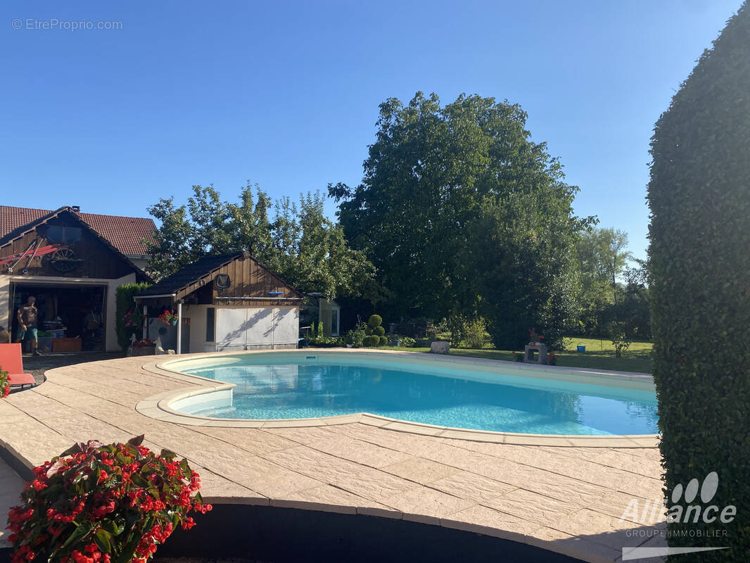 Maison à ALLENJOIE