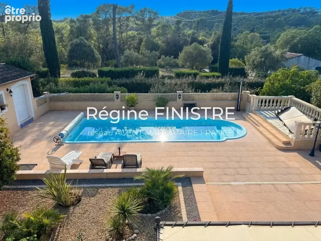 Les arcs-sur-argens bastide t5 - 179 m² - 4 chambres - piscine - double garage - boulodrome - 5 087 m² de terrain clos - photo 3